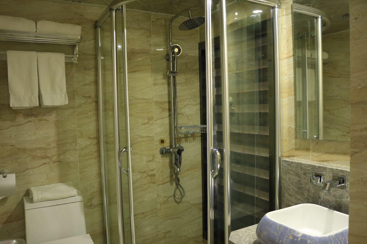 Ni Hang Hotel Sanghaj Kültér fotó